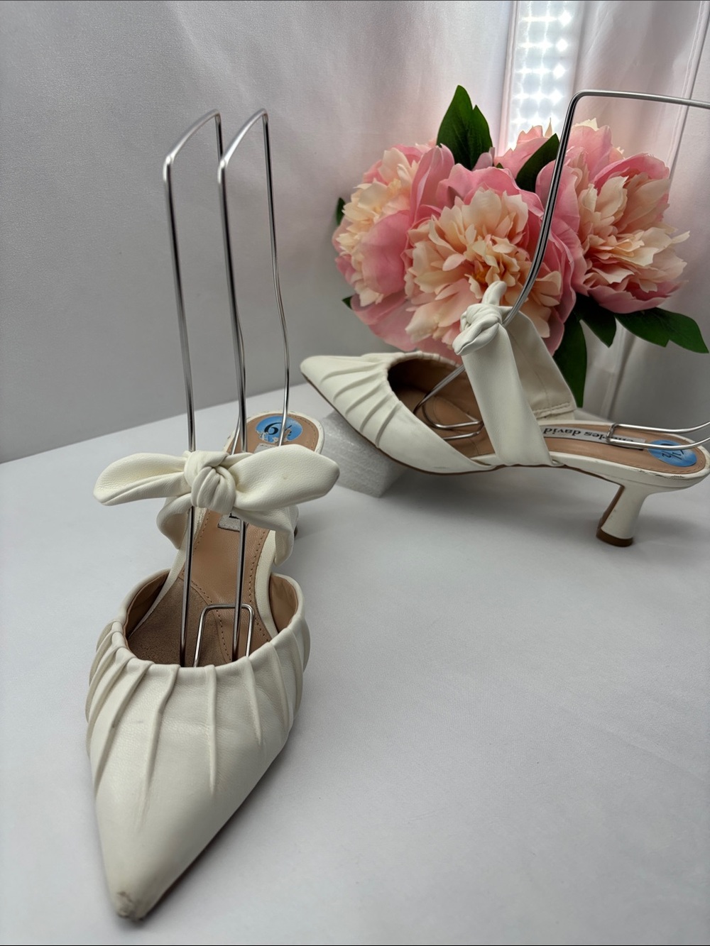 Charles David Womens 6.5 Cream/Wht Pointed-Toe Knot Slingback Heels#750